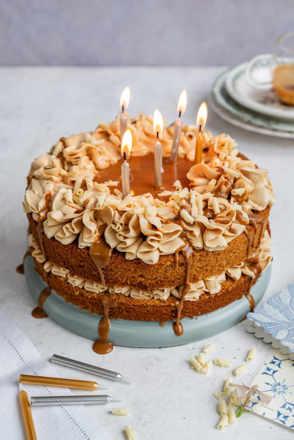 Air Fryer Biscoff Cake