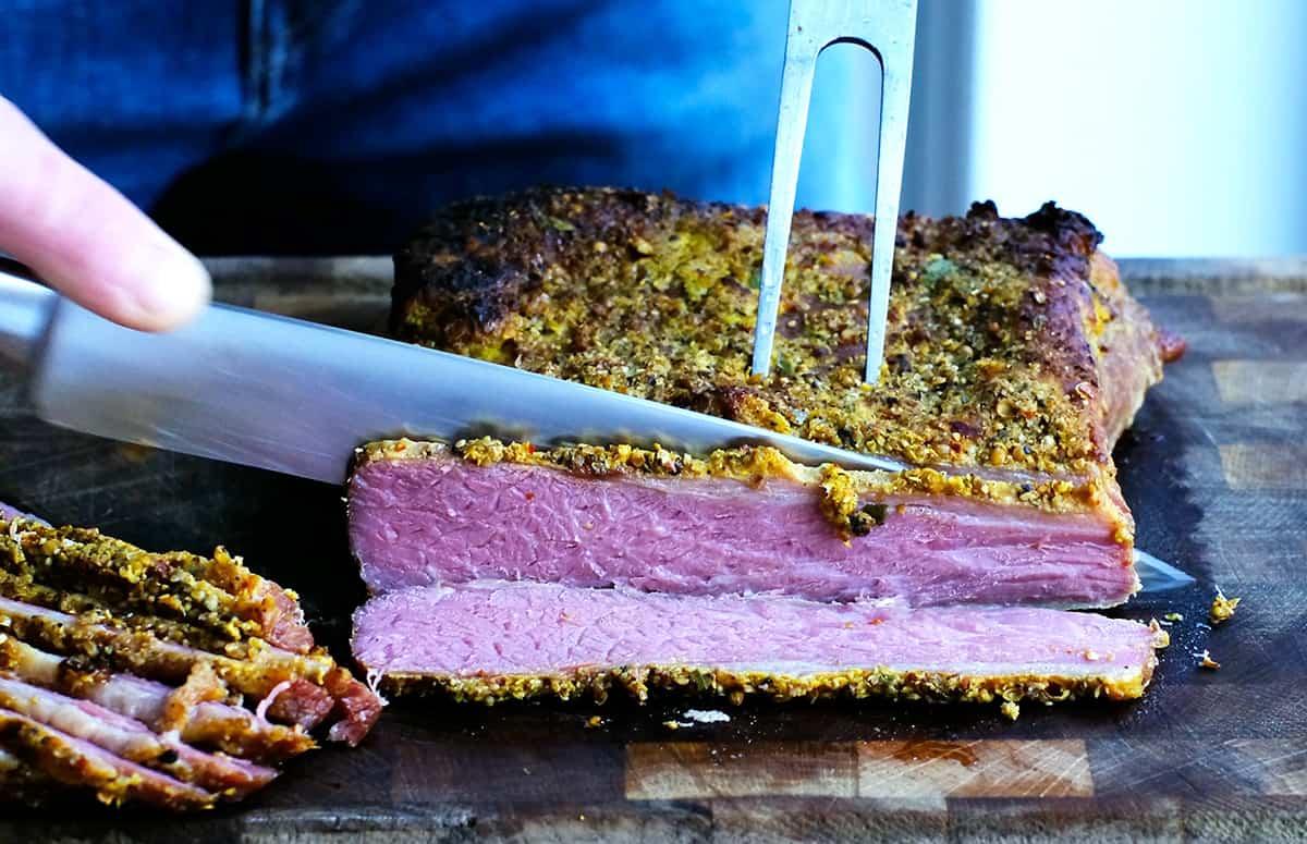 slicing corned beef