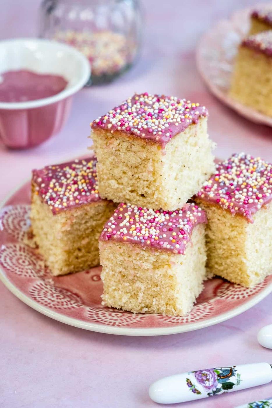 Air Fryer Vanilla Sprinkle Cake