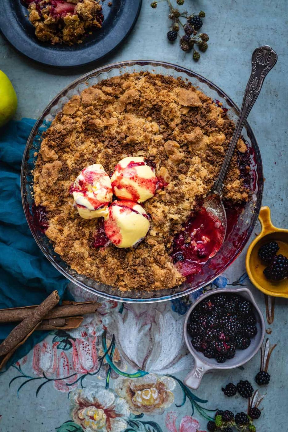 Apple and Blackberry Crumble