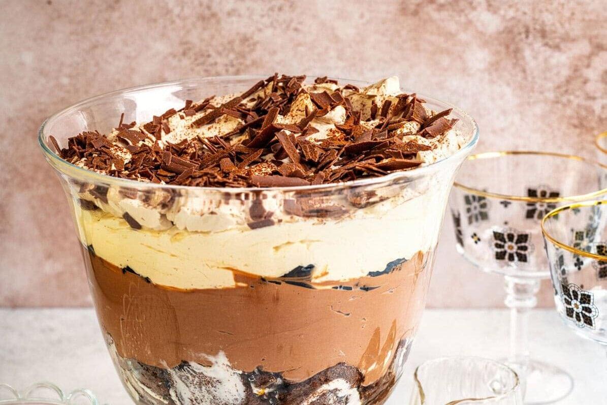 Baileys Chocolate Cheesecake Trifle