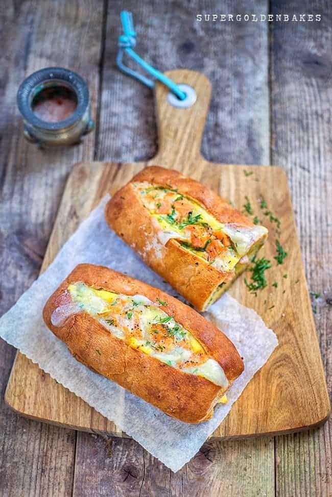 Baked eggs with salmon & goat’s cheese
