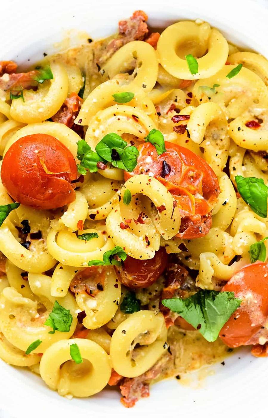 Slow Cooker Baked Feta Pasta