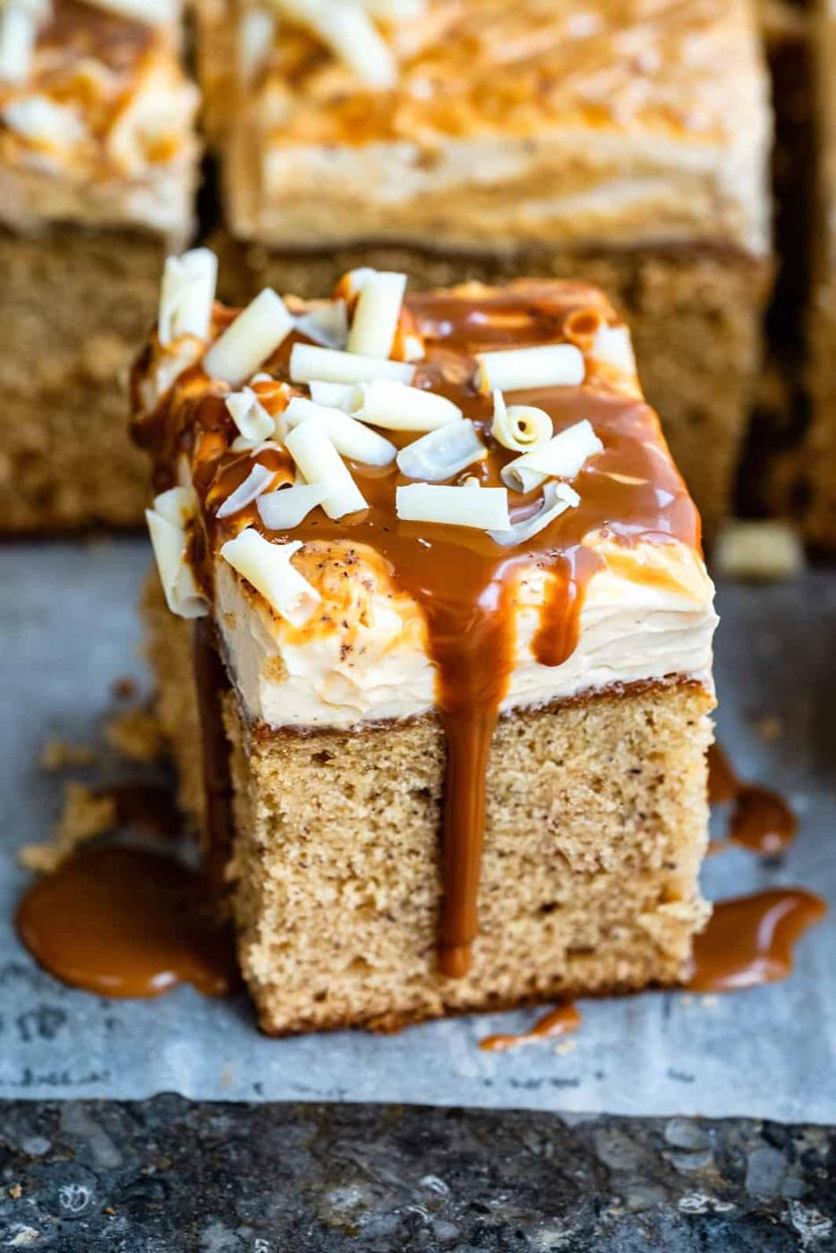 Banana Tray Bake Cake