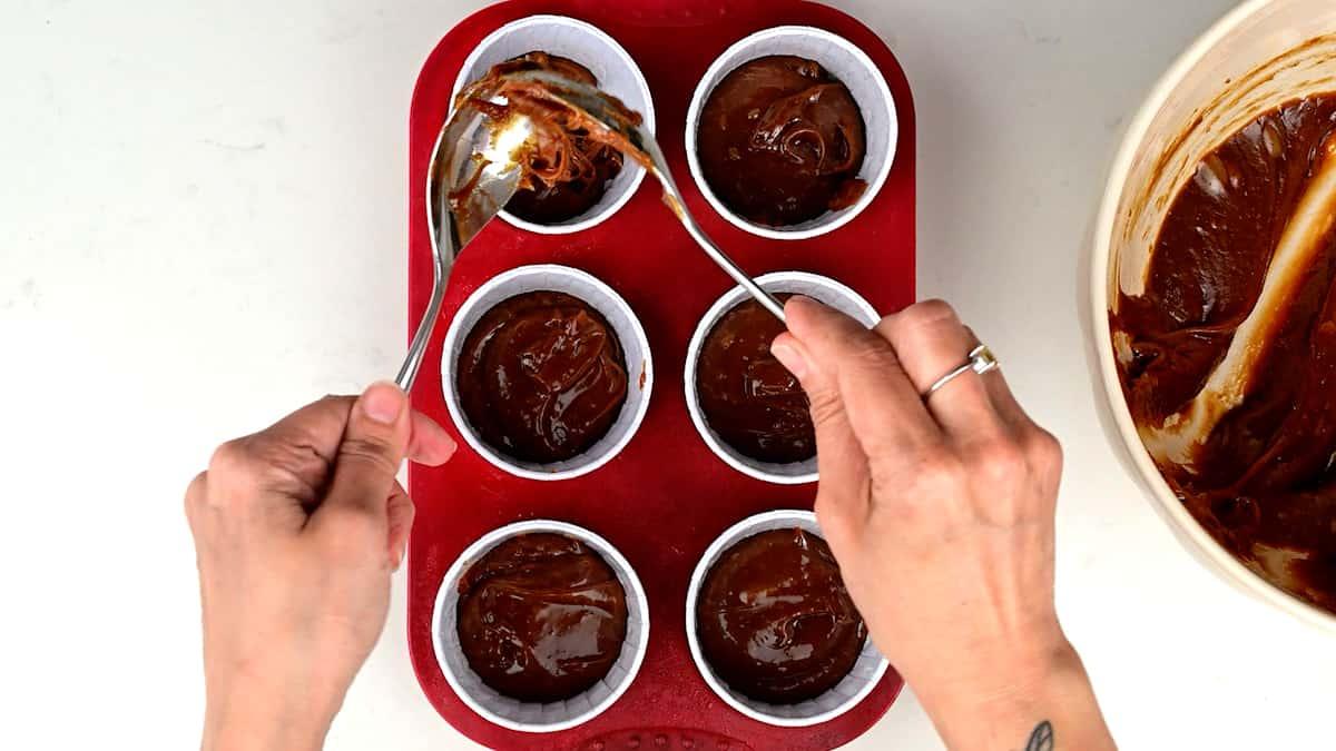 Dividing muffin batter into cases