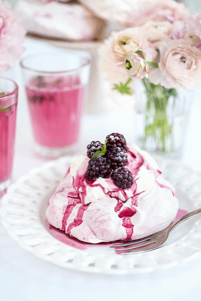 Blackberry Meringues with Rum Chantilly Cream