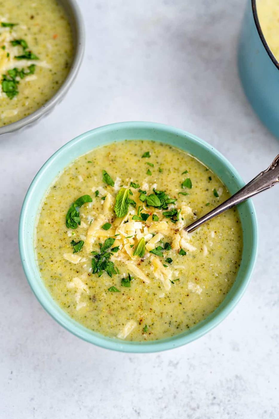 close up on bowl of cream of broccoli soup