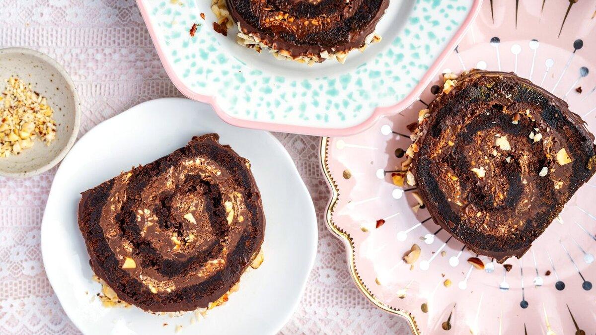Brownie Yule Log (Brownie Roll)