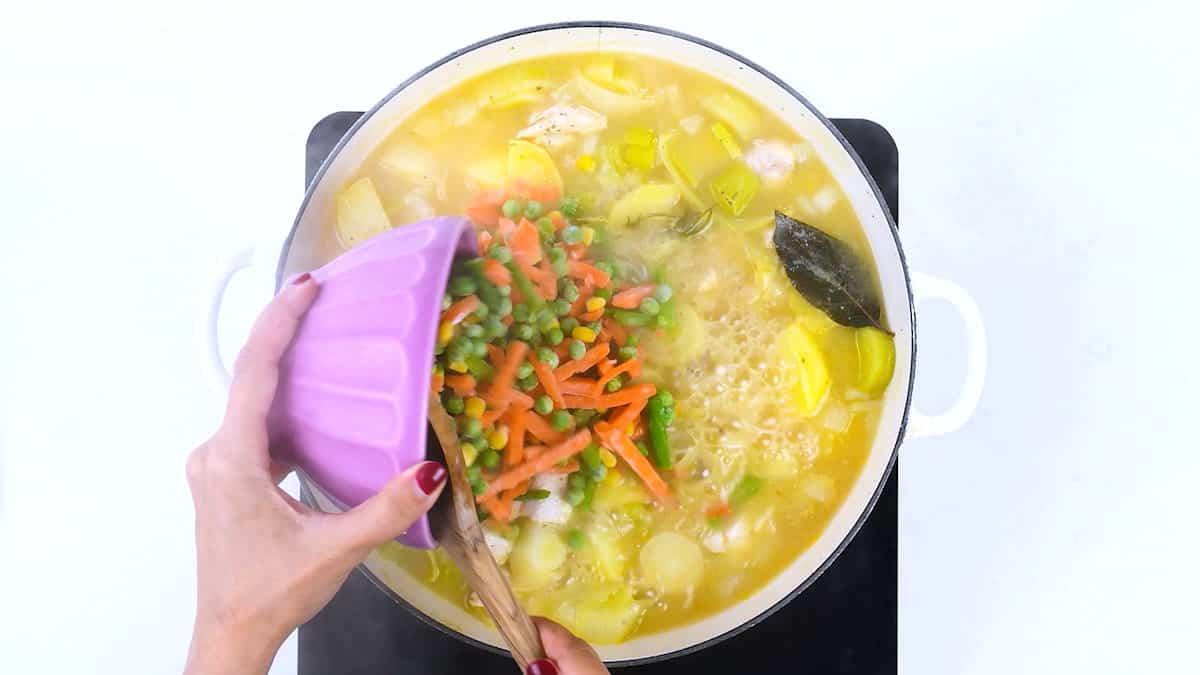 Adding frozen vegetables to chicken casserole
