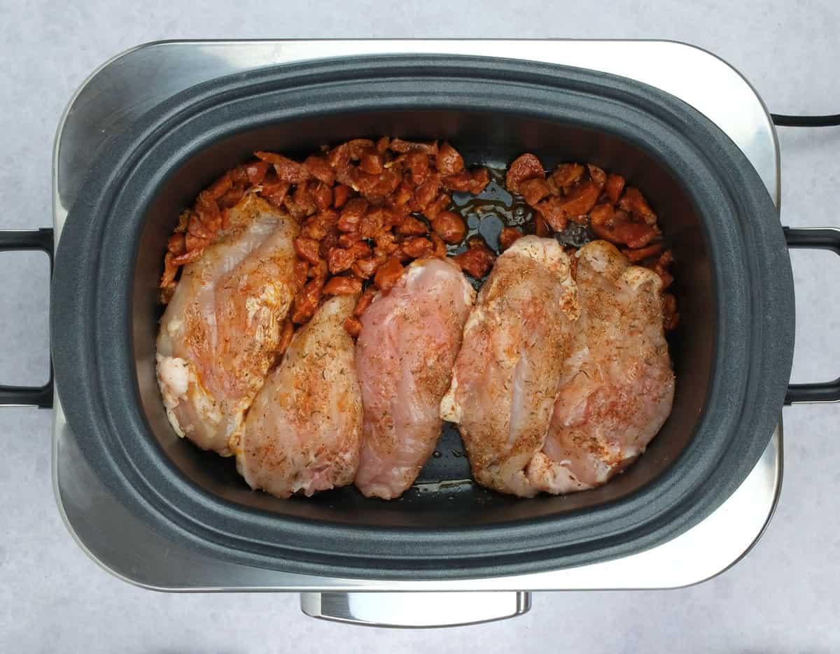 pan frying chicken and chorizo