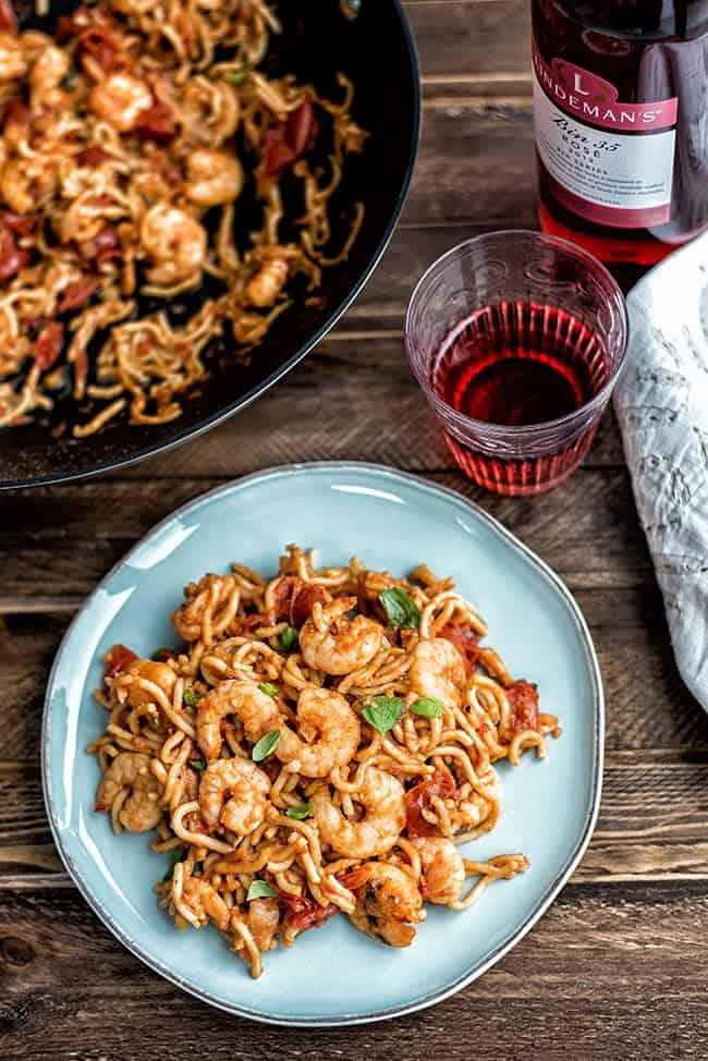 Chilli prawn noodles – ready in 5 minutes!