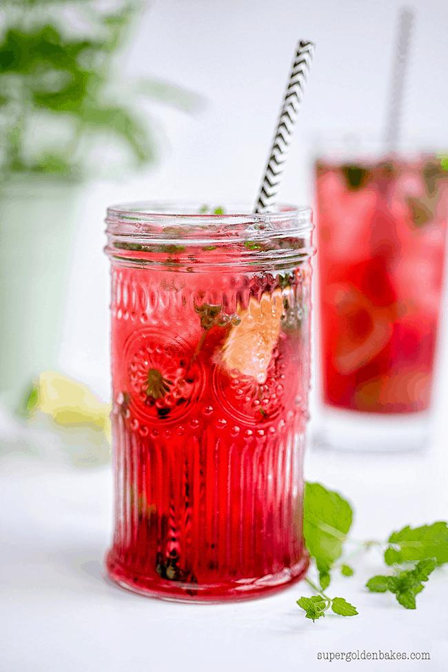 Cocktail Friday: Pink Mojito