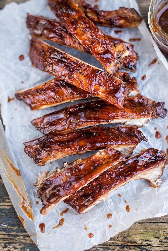 BBQ pork ribs of a piece of parchment paper