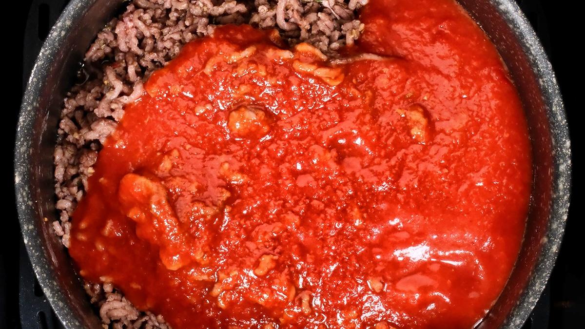making meat sauce in the air fryer