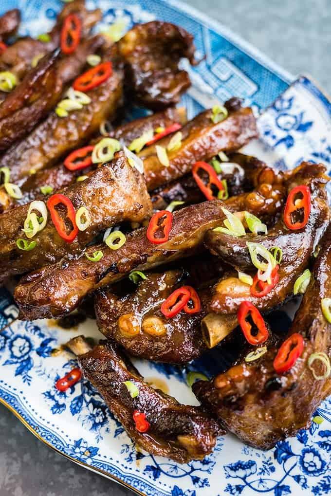 These five spice slow cooker teriyaki ribs are tender, sticky and irresistible! Cook in your crockpot and put under the grill for maximum deliciousness.