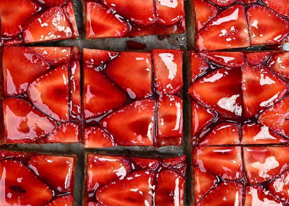 Fresh Strawberry Cake