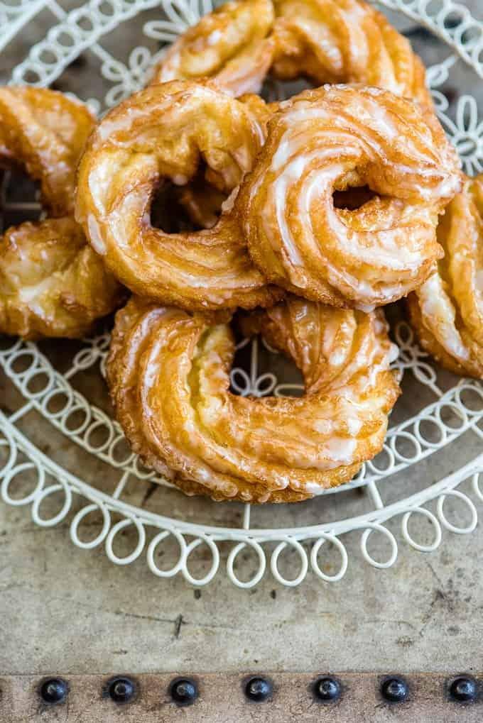 Spritzkuchen | German Vanilla Glazed Crullers