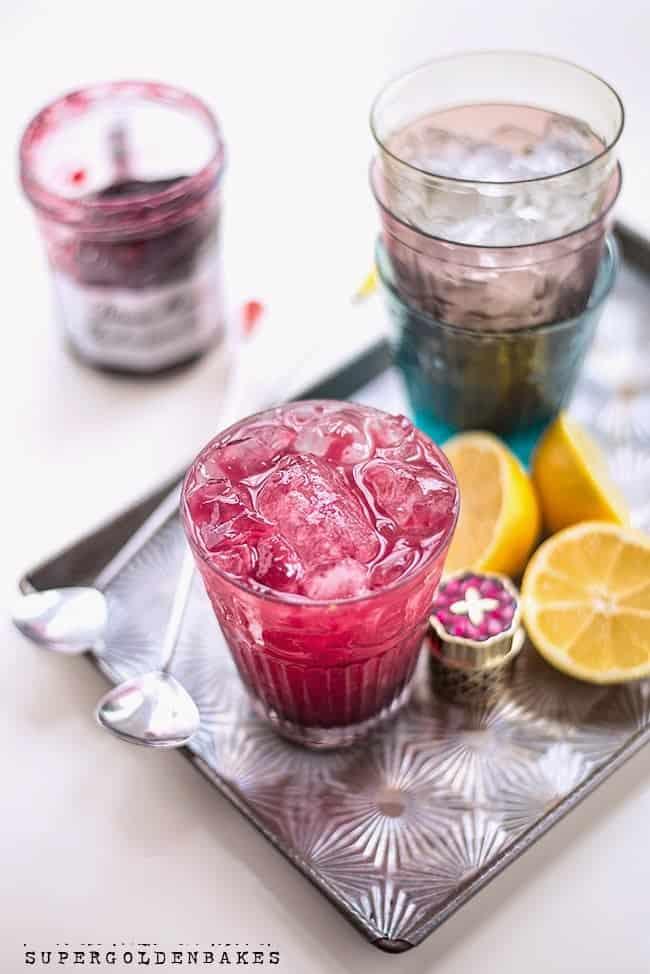 Gin n’ Jam cocktail