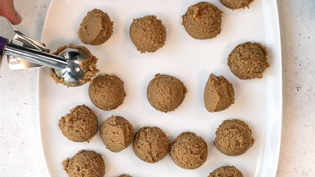 unbaked ginger cookies