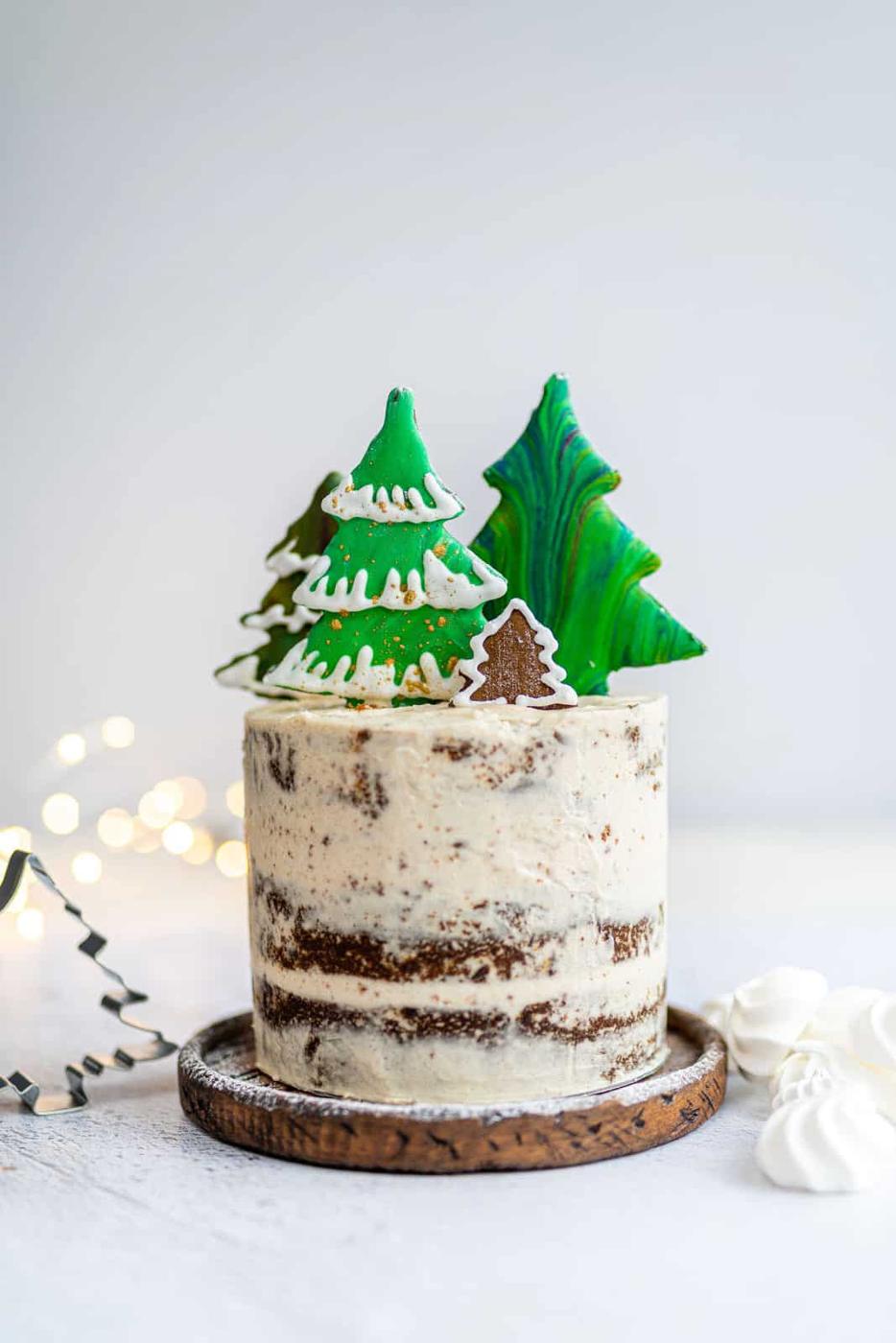 Gingerbread Cake with Cinnamon Frosting