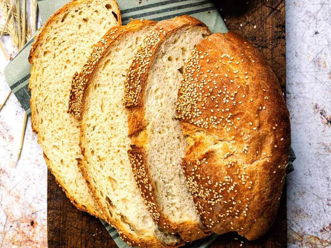Greek Bread (Horiatiko Psomi)