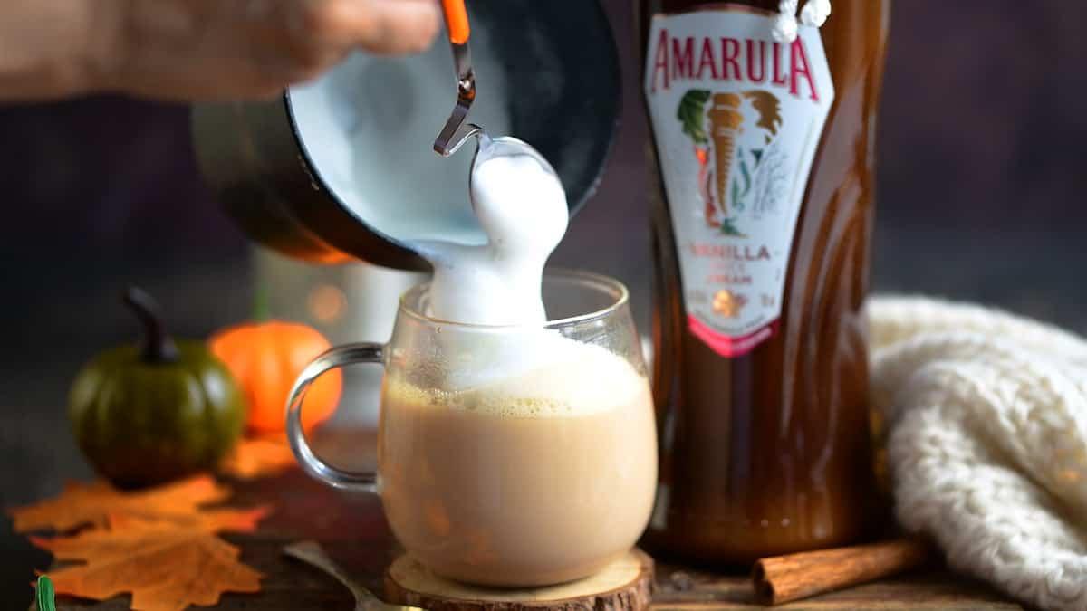 Topping Chai Latte with milk froth