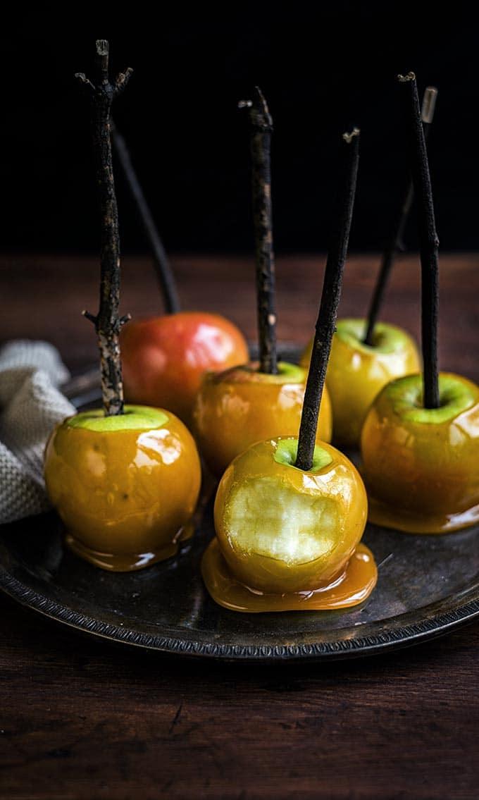 Toffee Apples (Candy Apples)