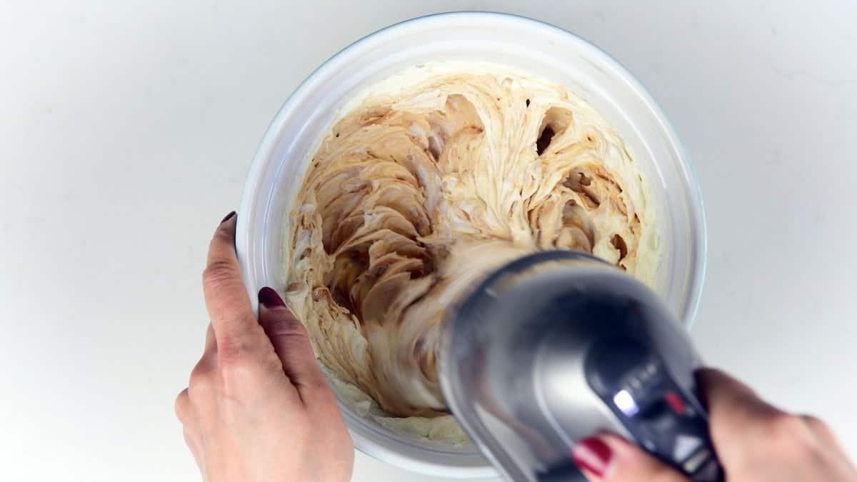 Mixing cheesecake filling with a stand mixer