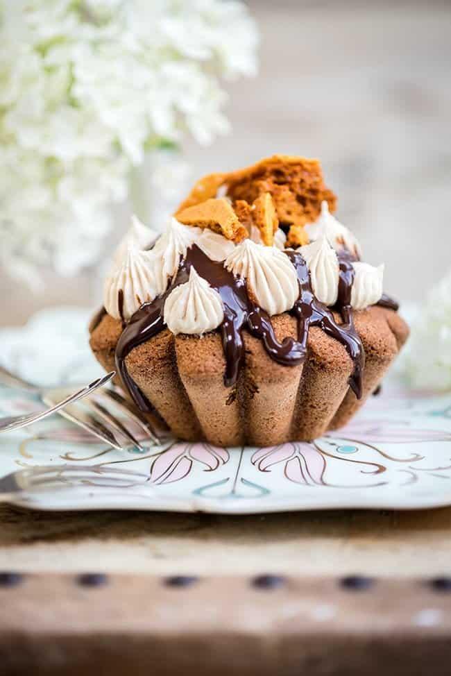 Coffee and Walnut Cupcakes