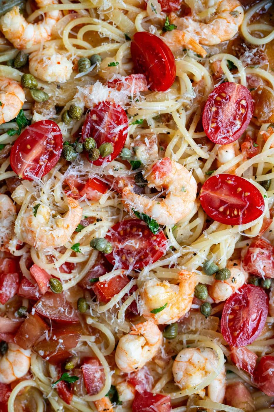 extreme close up on Mediterranean shrimp pasta