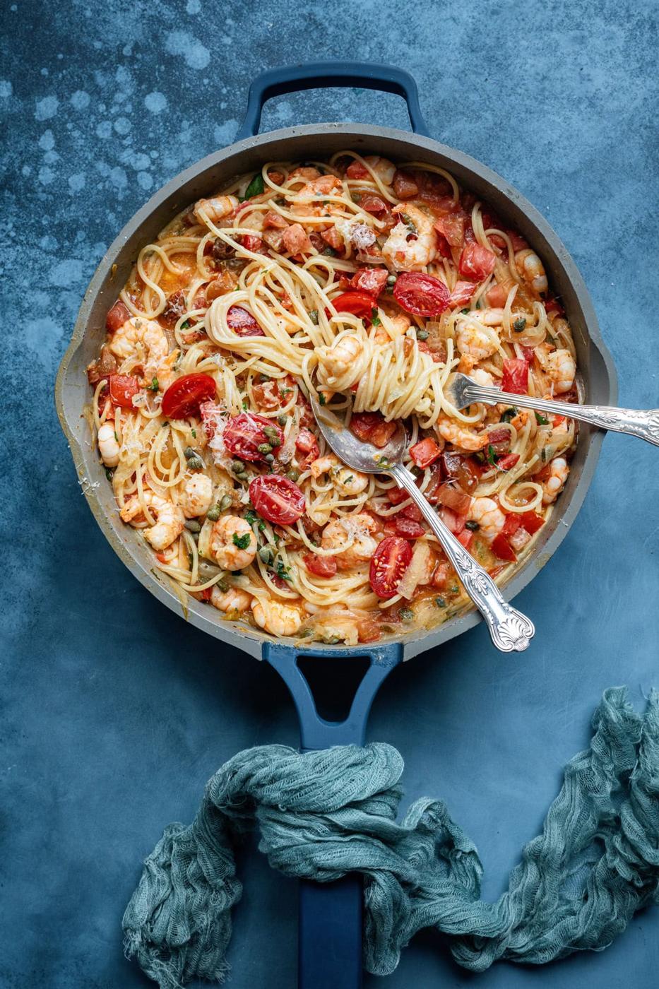 Lemon Garlic Shrimp Pasta (Easy, Quick, One Pot)