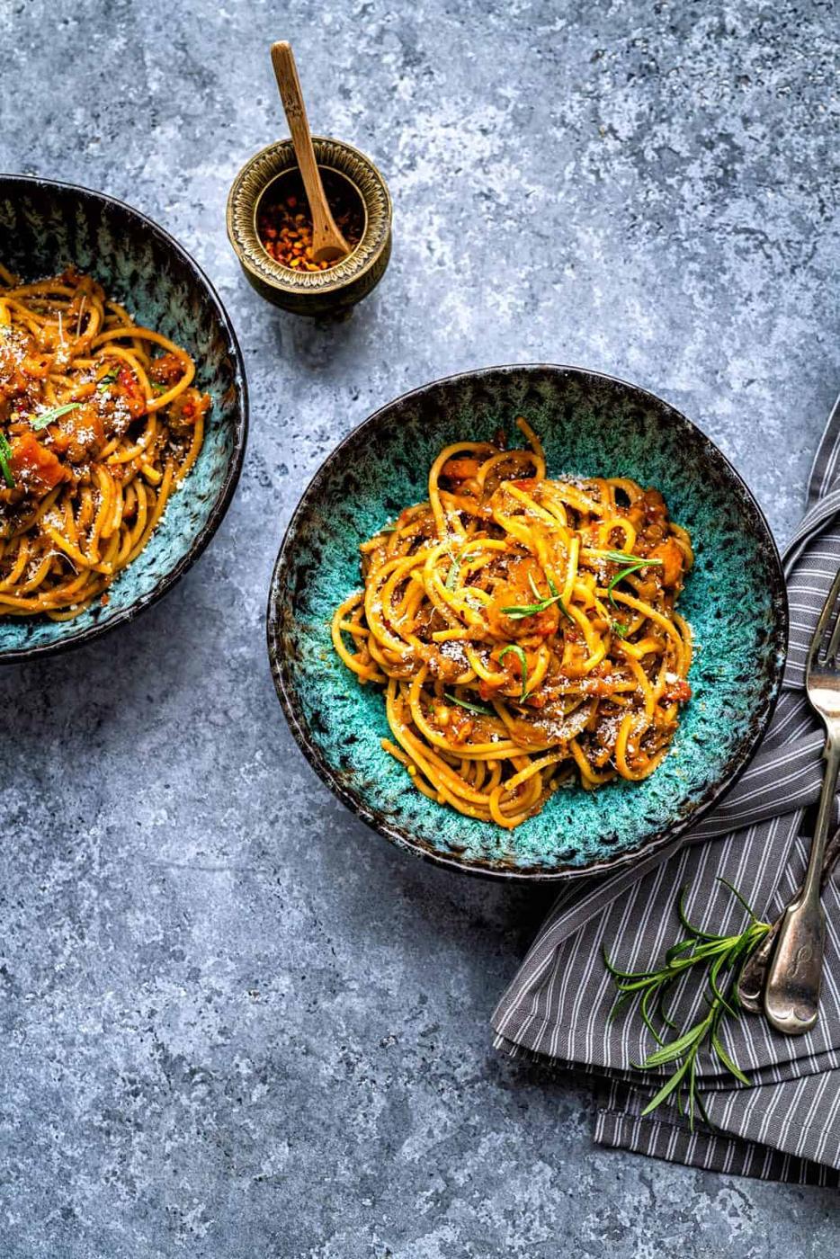 Rich Lentil Bolognese – Vegan, Slimming Friendly