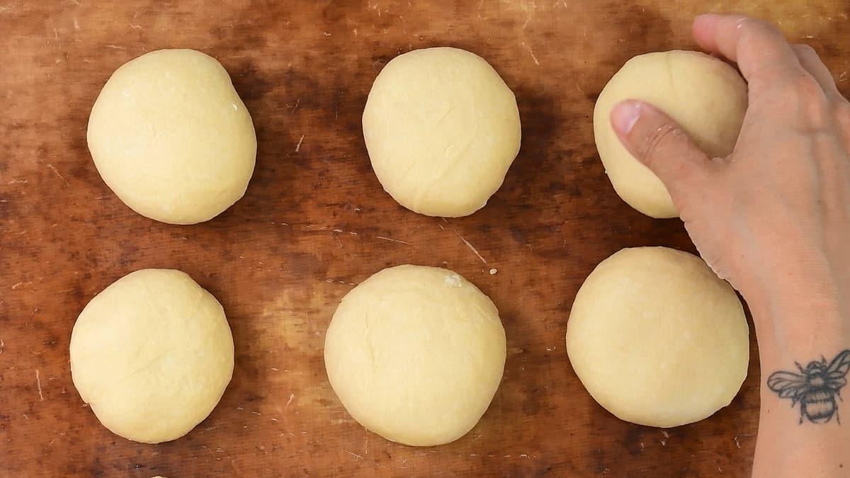 burger buns ready for second rise close up