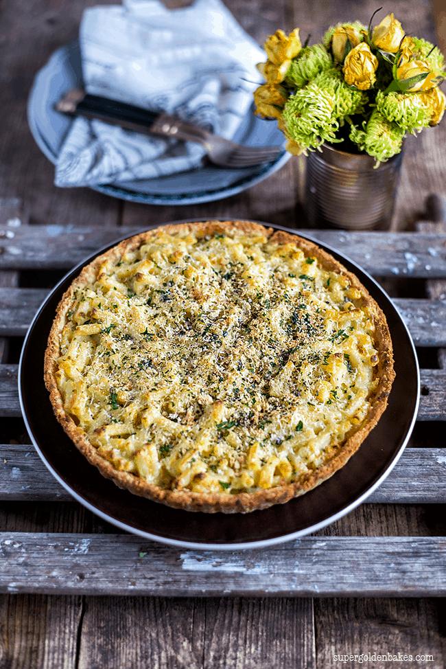 Mac n’ Cheese Pie