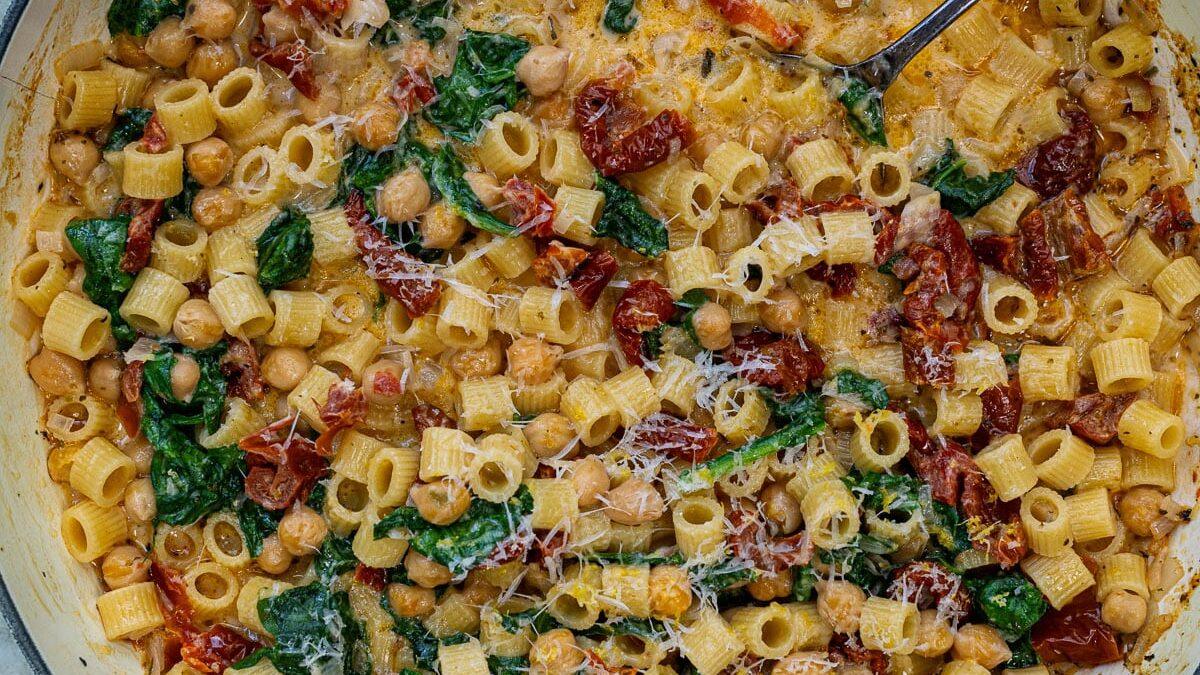 marry me chickpea pasta just before serving
