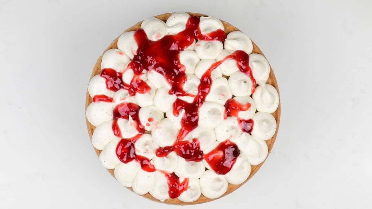Vanilla sponge topped with buttercream and jam