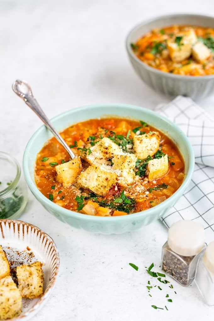 Minestrone Soup – Hearty, Healthy and Delicious!