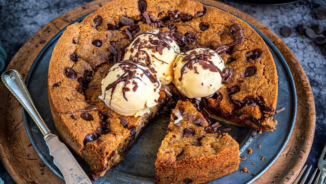 Giant Chocolate Chip Cookie (Air Fryer Or Oven)