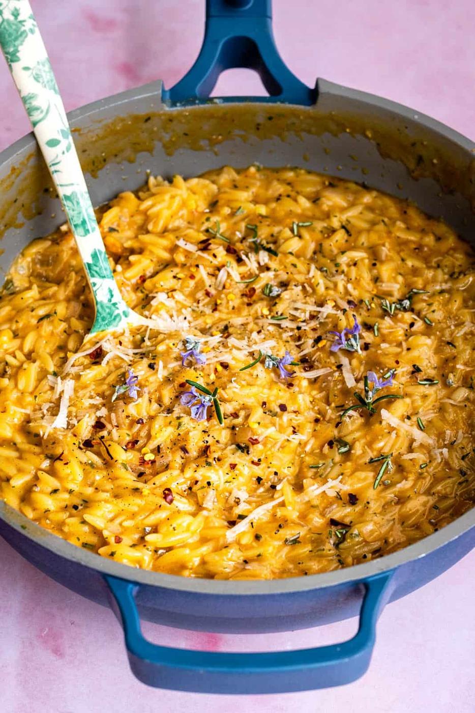 Pan with creamy orzo
