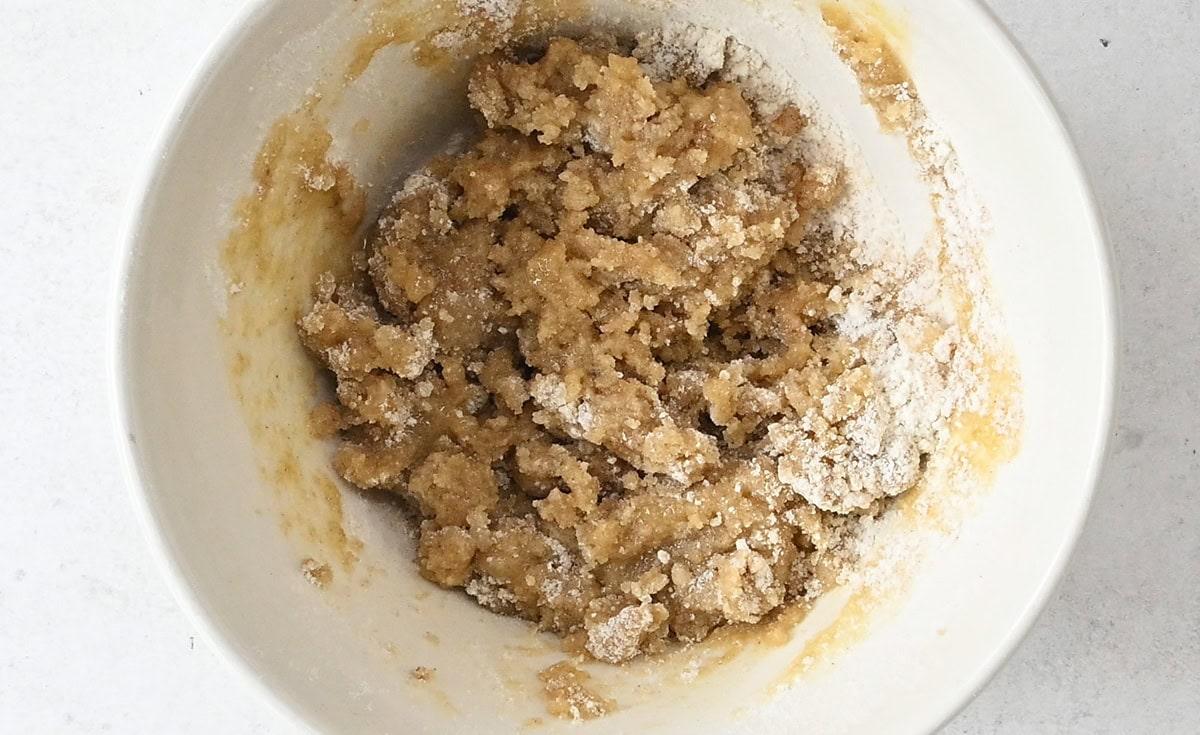 making streusel topping in a bowl