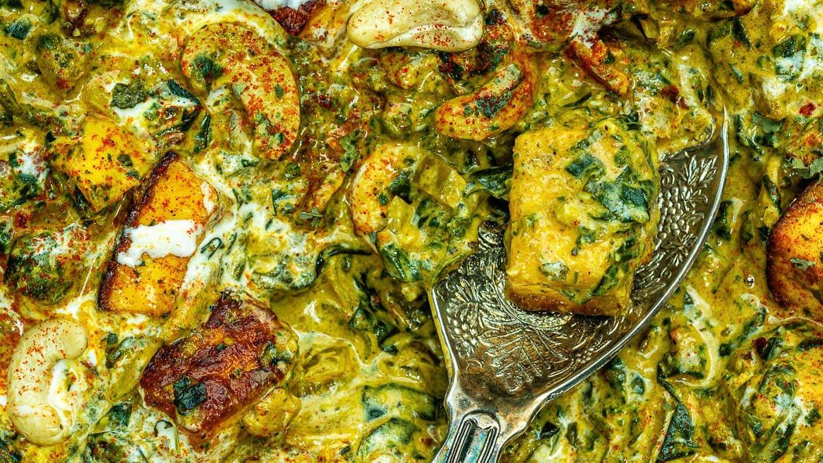 Saag Paneer (Spinach and Cheese Curry)