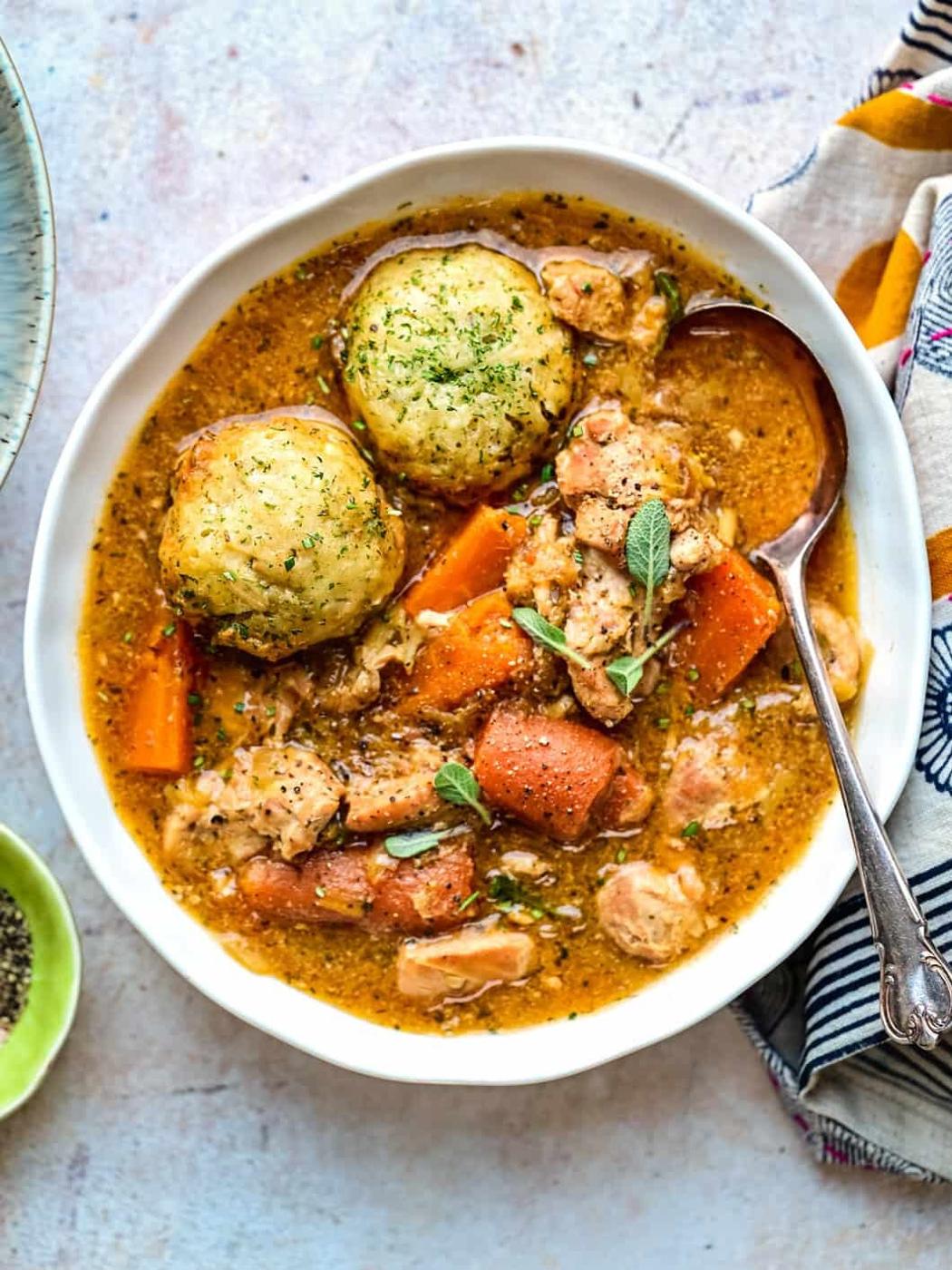 Slow Cooker Chicken and Dumplings