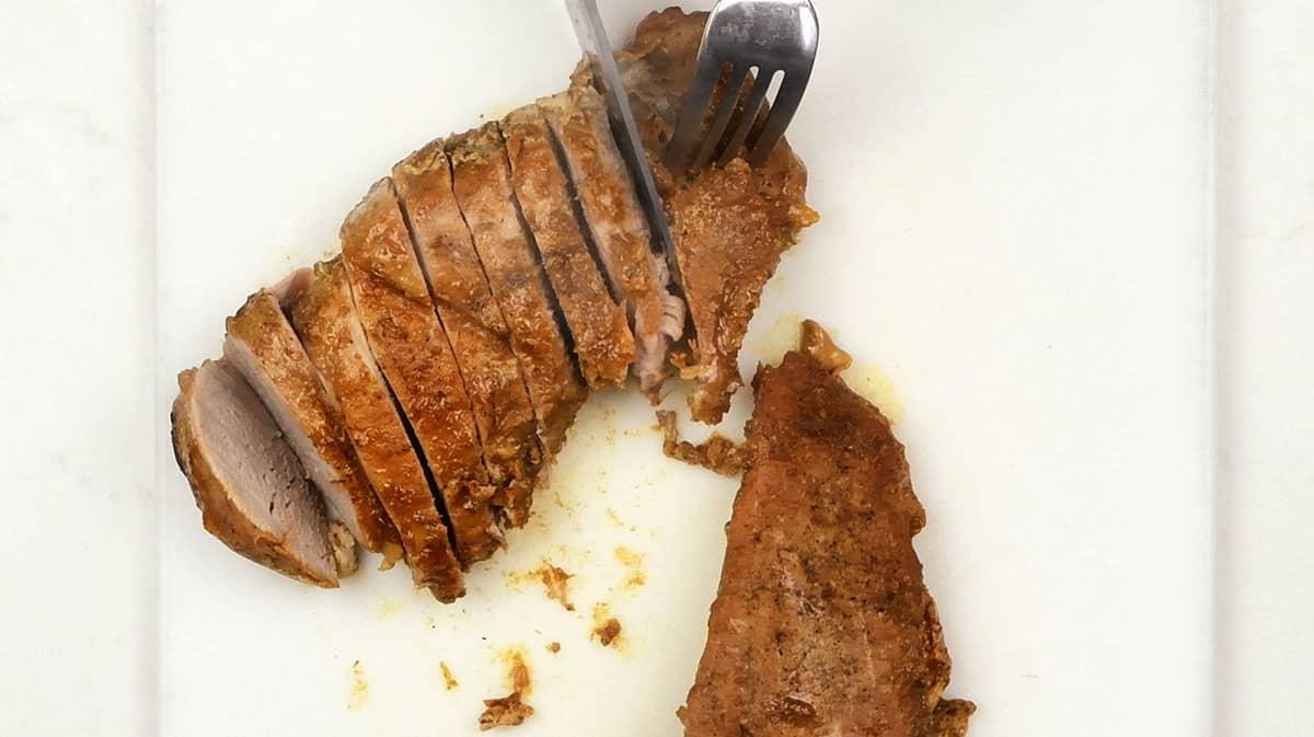 Slicing pork tenderloin