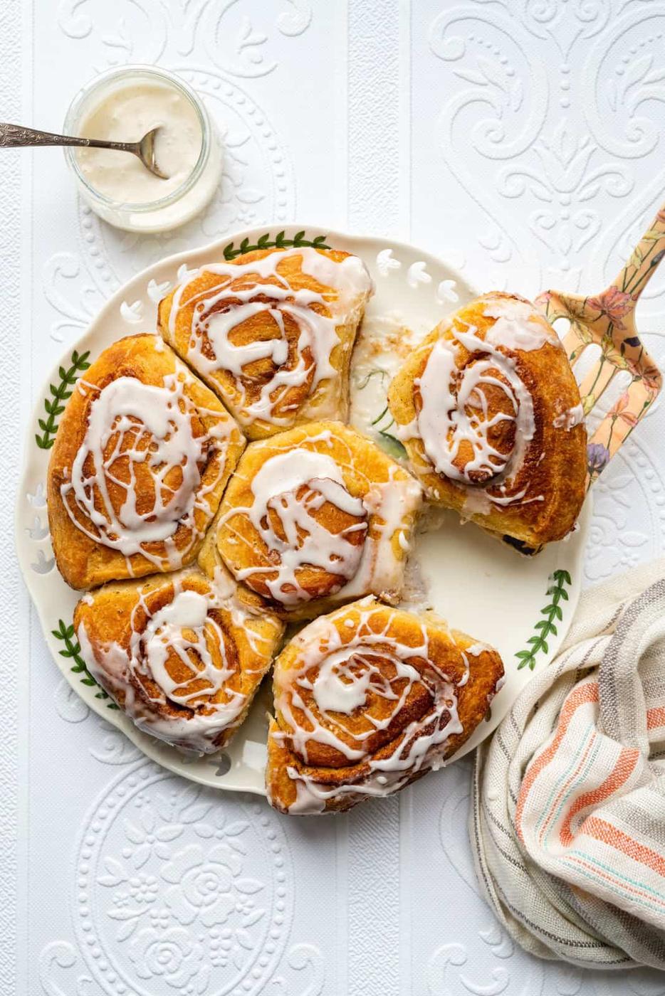Sourdough Cinnamon Rolls