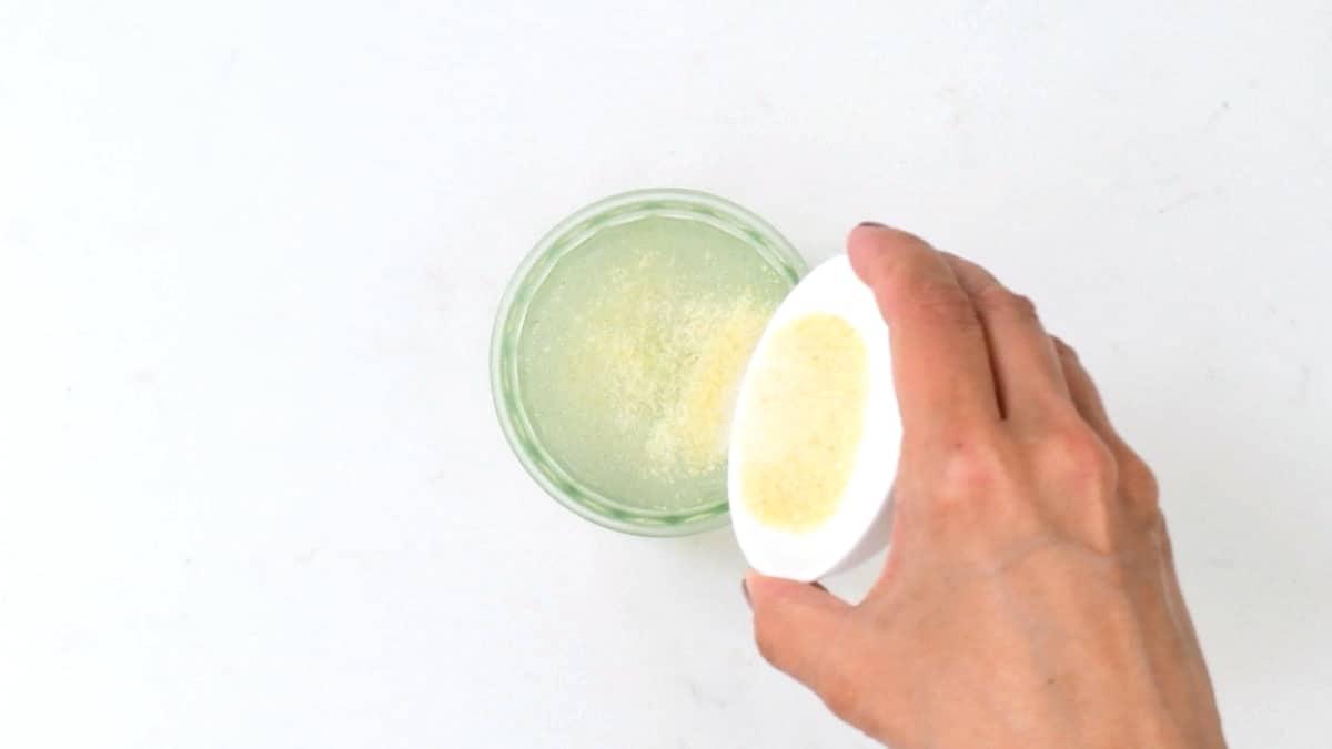 blooming gelatine powder