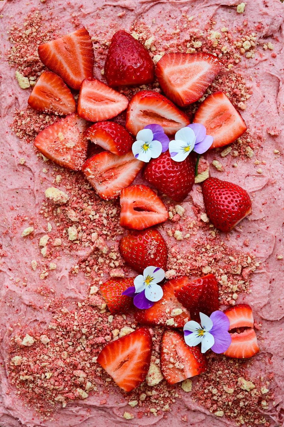 Strawberry Sheet Cake (From Scratch!)