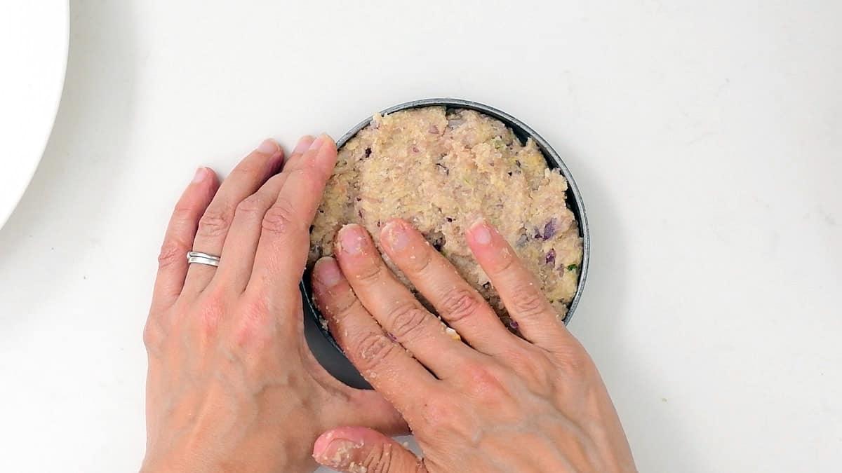using a burger press to form turkey patties