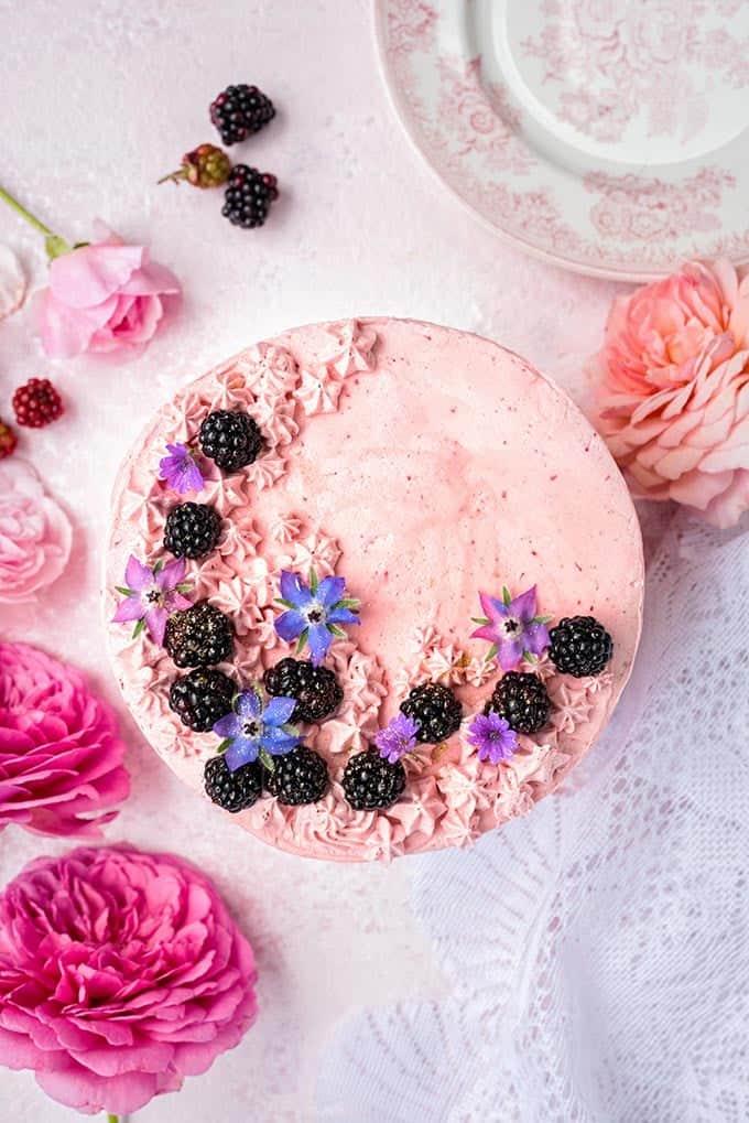 Vanilla layer cake with blackberry buttercream - perfect for birthdays and celebrations | Nusde