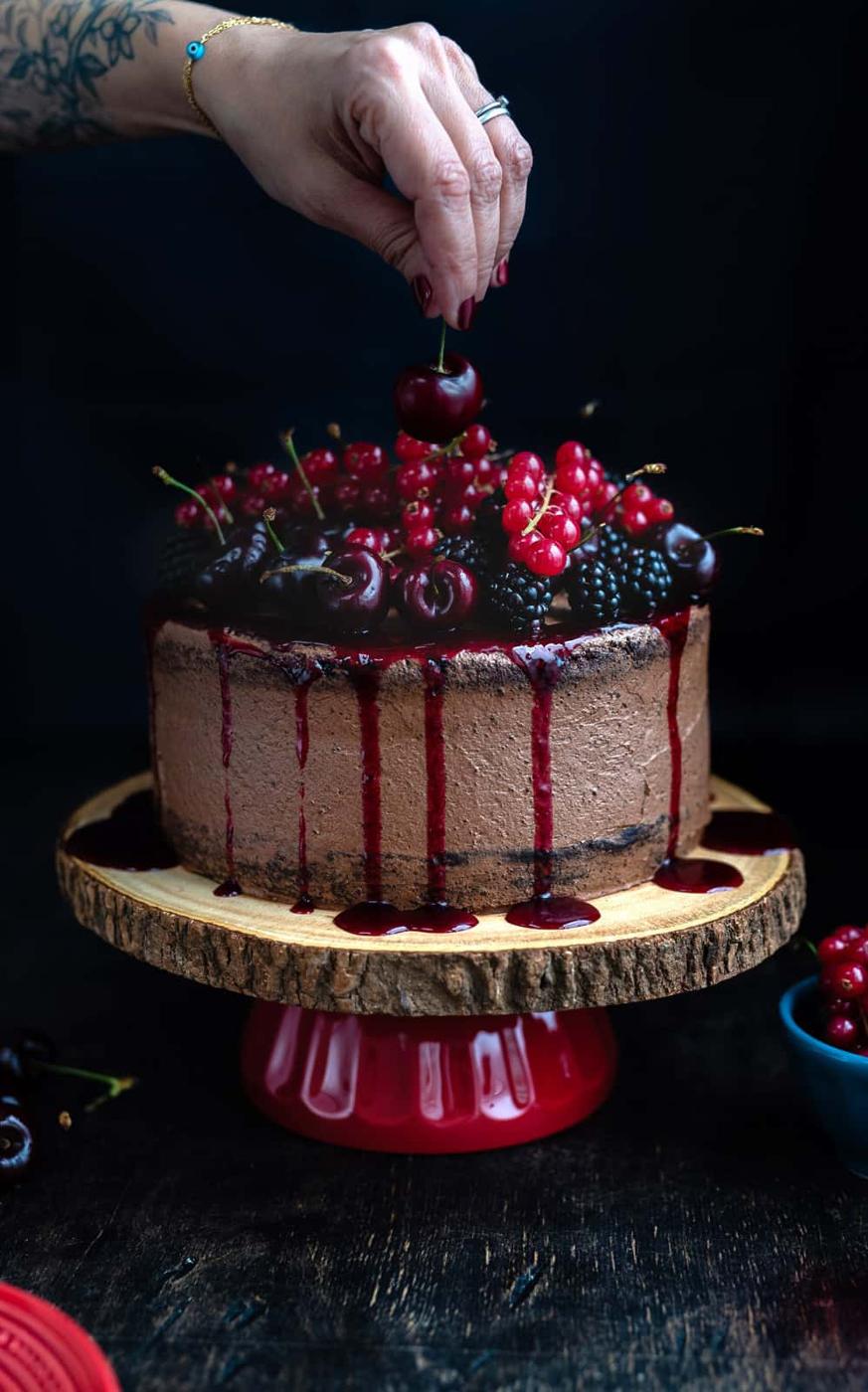 The BEST Vegan Chocolate Cake