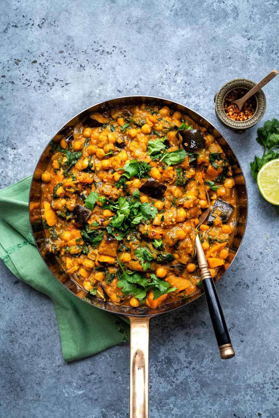 Easy Chickpea And Spinach Curry